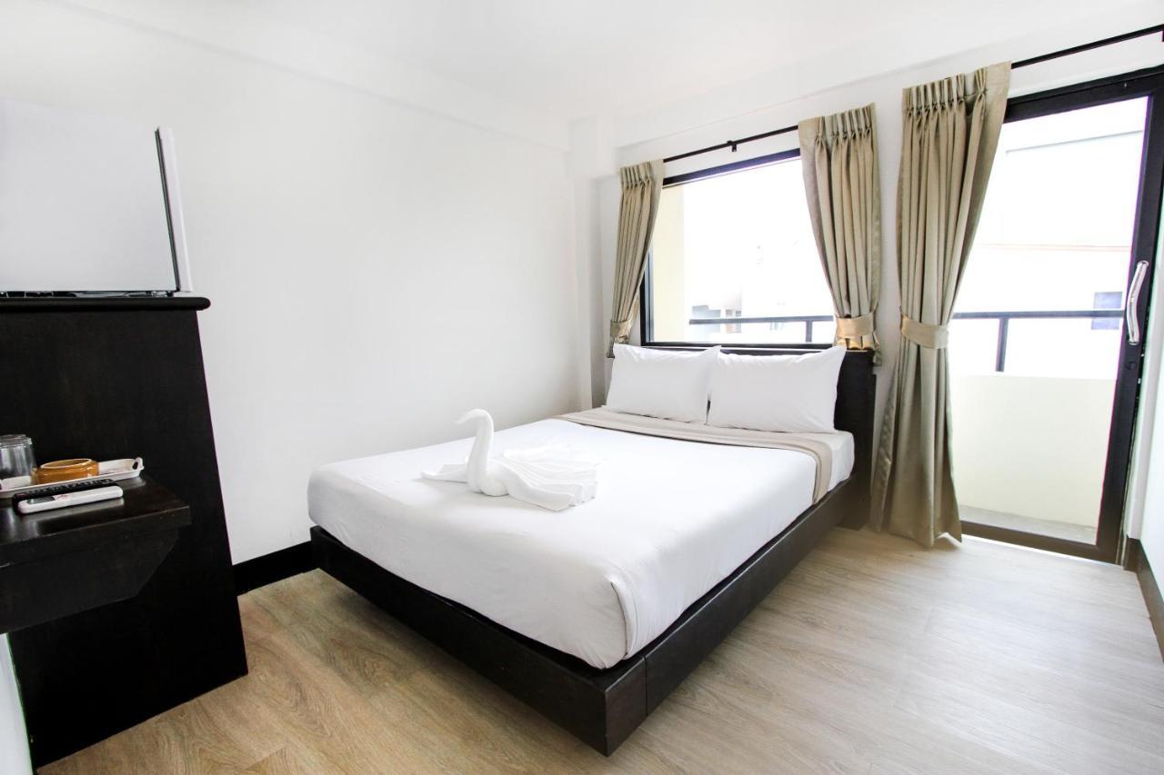 Hotel New Star Pattaya Exterior foto