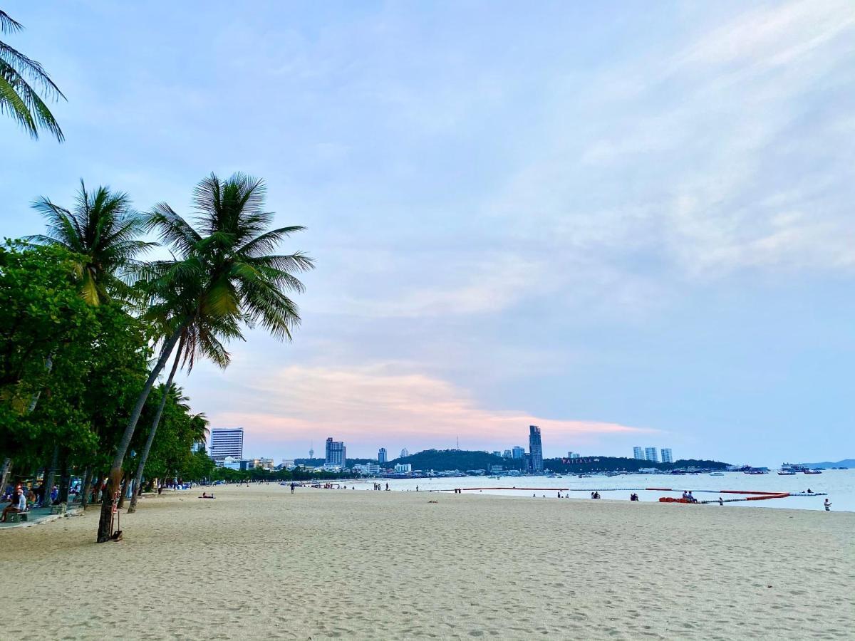 Hotel New Star Pattaya Exterior foto