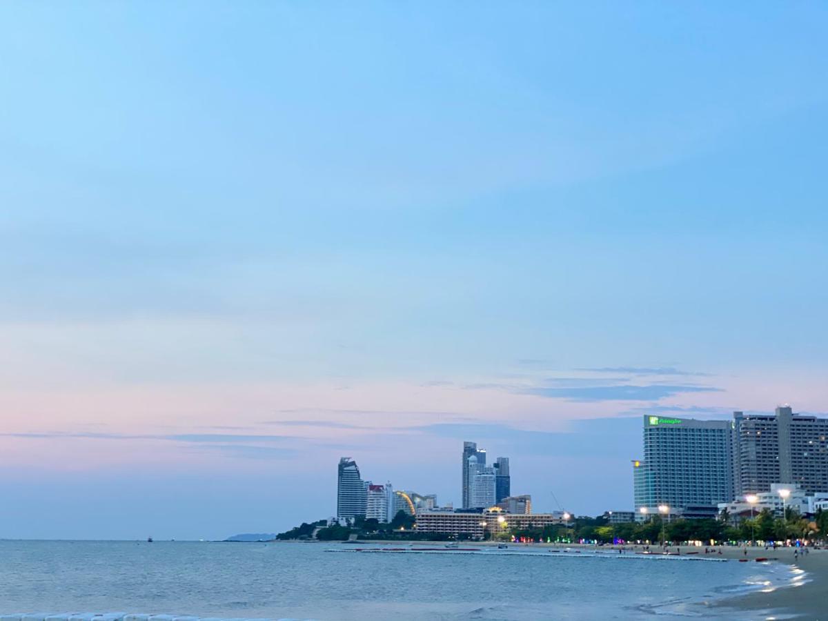 Hotel New Star Pattaya Exterior foto